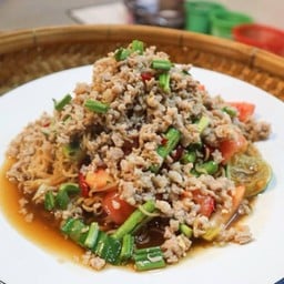 ตำมาม่าปลาร้าหมู/ไก่สับ