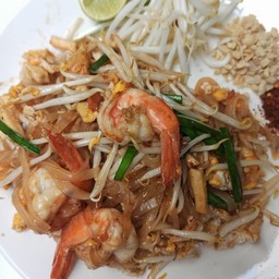 ผัดไทยกุ้งสด