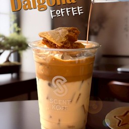 Dalgona Coffee