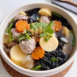 ต้มจืดสาหร่าย