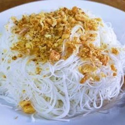 เส้นหมี่ลวก