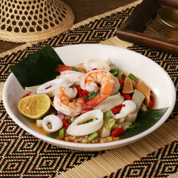 ยำทะเลรวมมิตร - Spicy mixed seafood salad