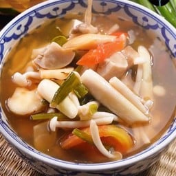 ต้มแซ่บเห็ดรวม