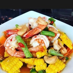ตำข้าวโพดกุ้ง ลวก