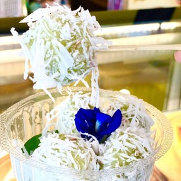 (ขายดี) ขนมต้มใบเตย มะพร้าวน้ำหอม (5 ลูก)