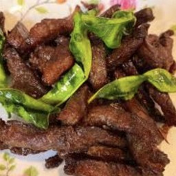 เนื้อทอดสมุนไพร