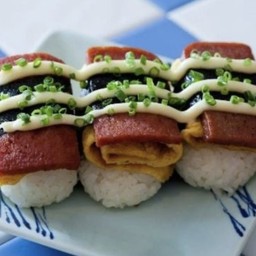 (604)  พอร์คนิกิริ Pork Tamago Nigiri