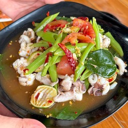 ตำผักบุ้งหนวดหมึก