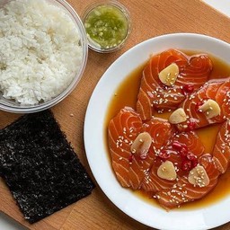 ข้าวแซลมอนดอง