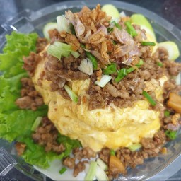ข้าวไข่ข้นหน้าหมูสับกระเทียม