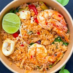 ข้าวผัดต้มยำกุ้ง