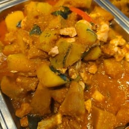 แกงฟักทองอกไก่ไม่ใส่กะทิ