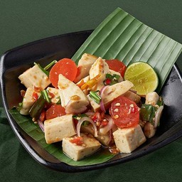 ยำหมูยอไข่แดงเค็ม