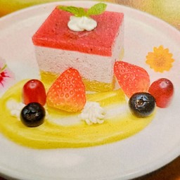 Strawberry and Raspberry Mousse cake