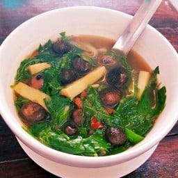 แกงผักหวานใส่เห็ดถอบ