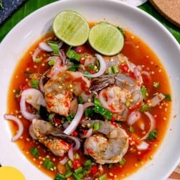 ยำกุ้งสด