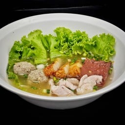 ต้มเลือดหมู หมูสามอย่าง