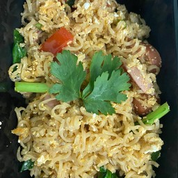 มาม่าผัด