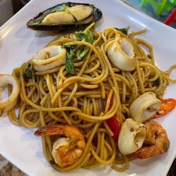 สปาเกตตีขี้เมาทะเล