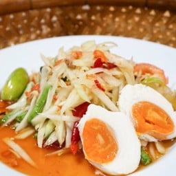 ตำไทยไข่เค็ม