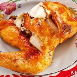 ไก่ย่างครึ่งตัว