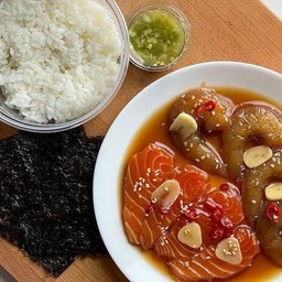 ข้าวแซลมอนกุ้งดอง