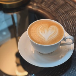 ลาเต้ (ร้อน)