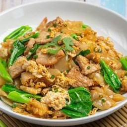 ผัดซีอิ๊ว หมู