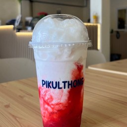 นมสดสตอเบอร์รี่