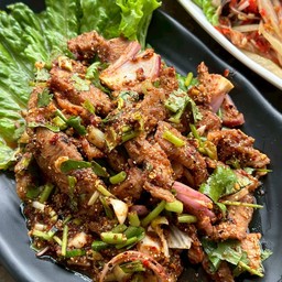 น้ำตกหมู