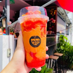 ชาไทยปั่นไซรัปสตอเบอรี่โฮมเมด