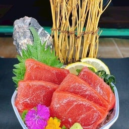 ปลาทูน่าส่วนเนื้อแดง