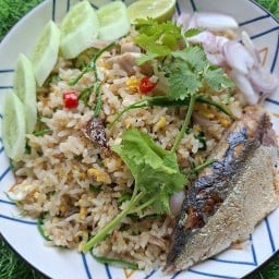 ร้านข้าวน้องใบบุญ
