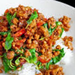 กระเพราหมูสับ