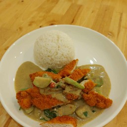 ข้าวเขียวหวานไก่ทอด(สันในไก่)