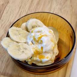 ไอติมไข่แข็ง+กล้วยหอม