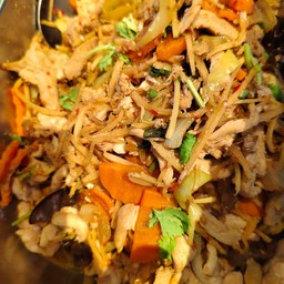 ผัดขิงอกไก่