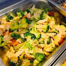 ผัดบล็อคโคลี่อกไก่