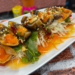 ยำไข่เยี่ยวม้า