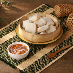 ขนมปังนึ่งชาไทย - Steamed Toast with Thai Tea