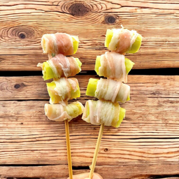 สามชั้นพันพริกหยวก