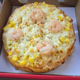 พิซซ่าหน้าข้าวโพดกุ้งเล็ก