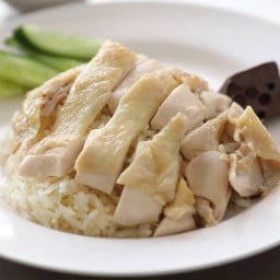 ร้านพร้อม ข้าวมันไก่ สิงคโปร์ The Canteen ศรีนครินทร์38