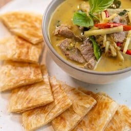 โรตีแกงเนื้อพริกขี้หนู
