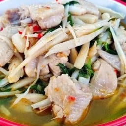 ข้าวขาหมูนายโอ