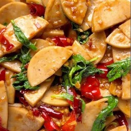 กะเพราหมูยอ