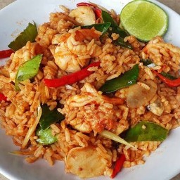 ข้าวผัดต้มยำ