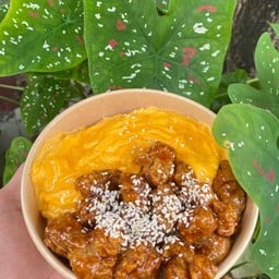 สรรหากะเพรา ฟรีไข่ดาวไข่ข้น