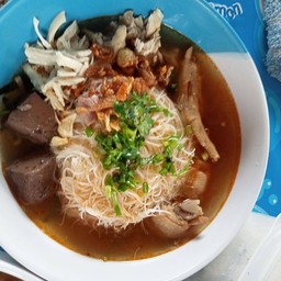 ก๋วยเตี๋ยวเส้นหมี่ขาวไก่มะระ