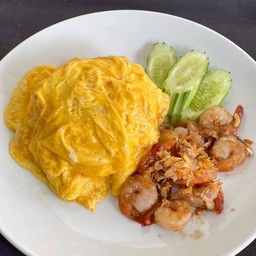 ข้าวกุ้งกระเทียมไข่เยิ้ม